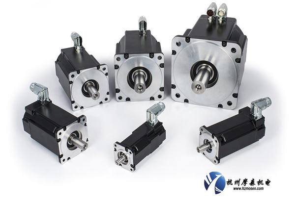 AKM2G-GRP_DSC6450_081417_3.5x2.25_300dpi-e1526405539762.jpg AKM2G-GRP_DSC6450_081417_3.5x2.25_300dpi-e1526405539762.jpg