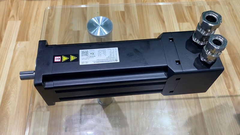 防爆伺服電機(jī).jpg 防爆伺服電機(jī).jpg