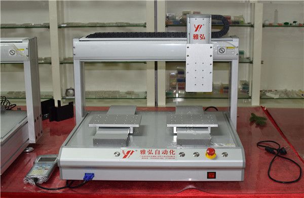 全自動點膠機生產(chǎn)廠家