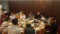 <b>自動(dòng)攪拌壓力桶廠家,母親節(jié)快樂(lè)！</b>