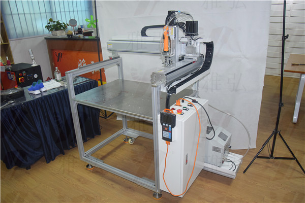 自動(dòng)鎖螺絲機(jī)